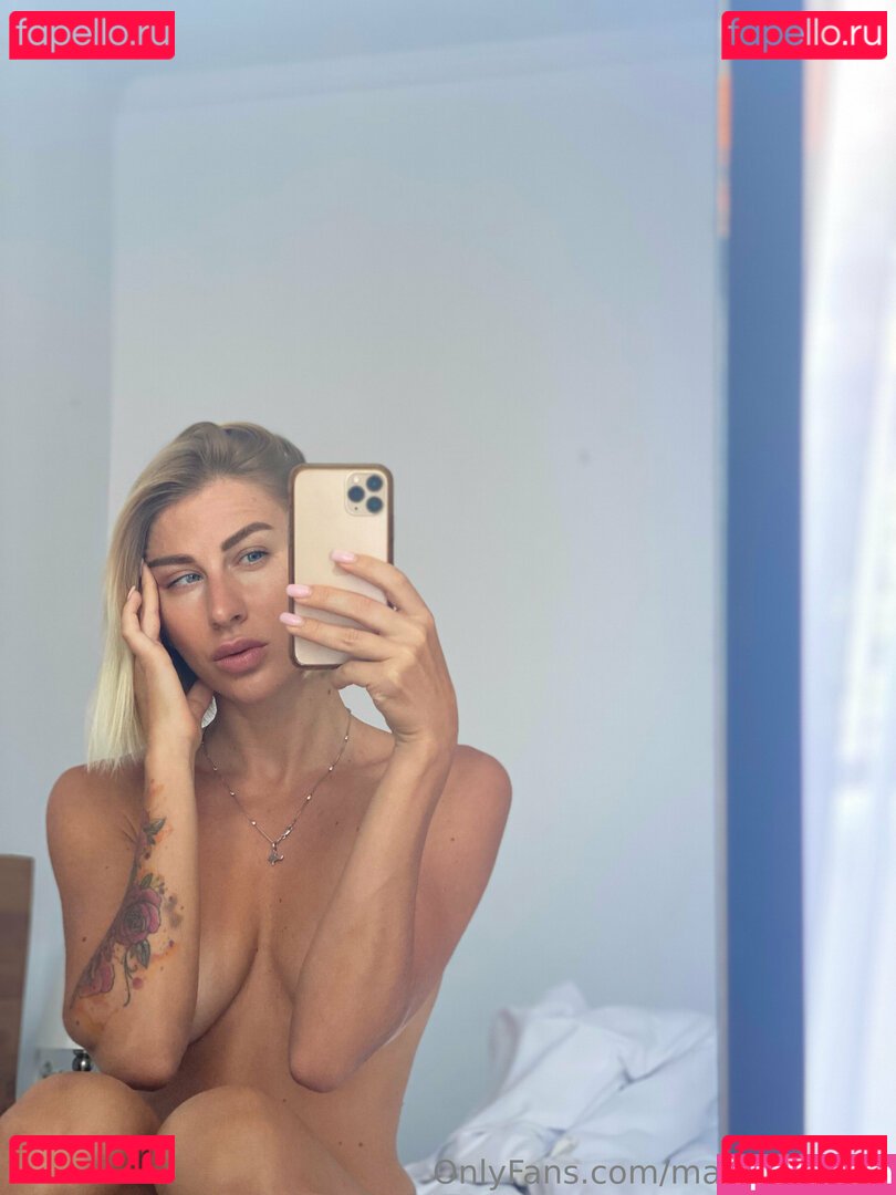 Mary Shape Nude Onlyfans Photo 8