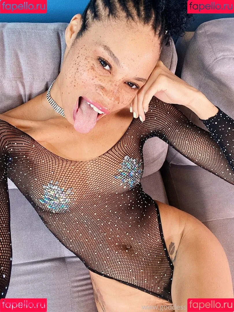 goddessrosiereed Onlyfans Photo Gallery 