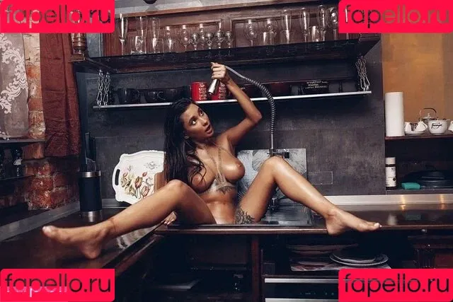 Liyasilver Onlyfans Photo Gallery 