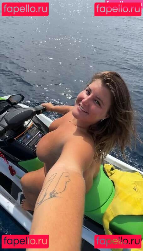 Leila Lewis Nude Onlyfans Photo 15