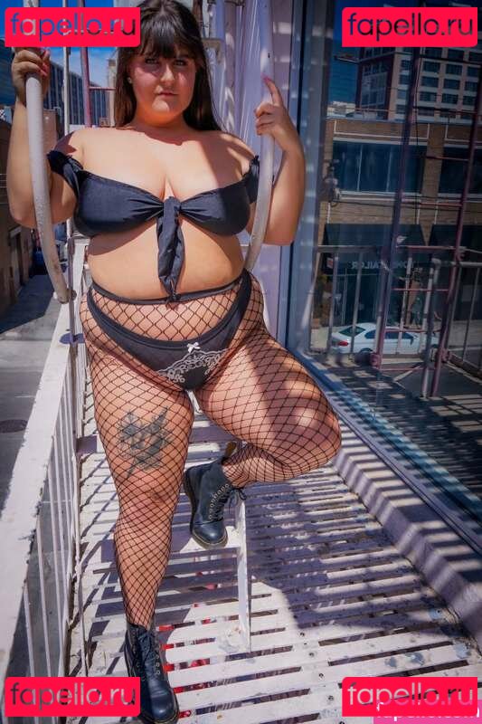 Leila Lewis Nude Onlyfans Photo 6