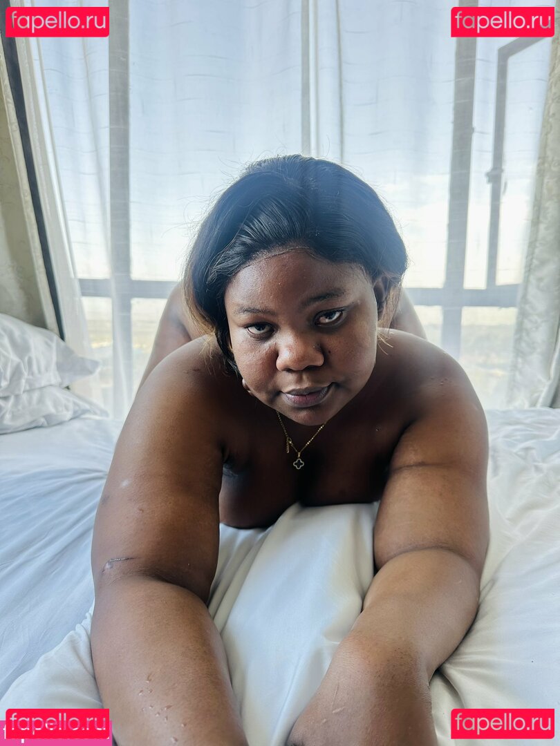 Buttymel Nude Onlyfans Photo 6