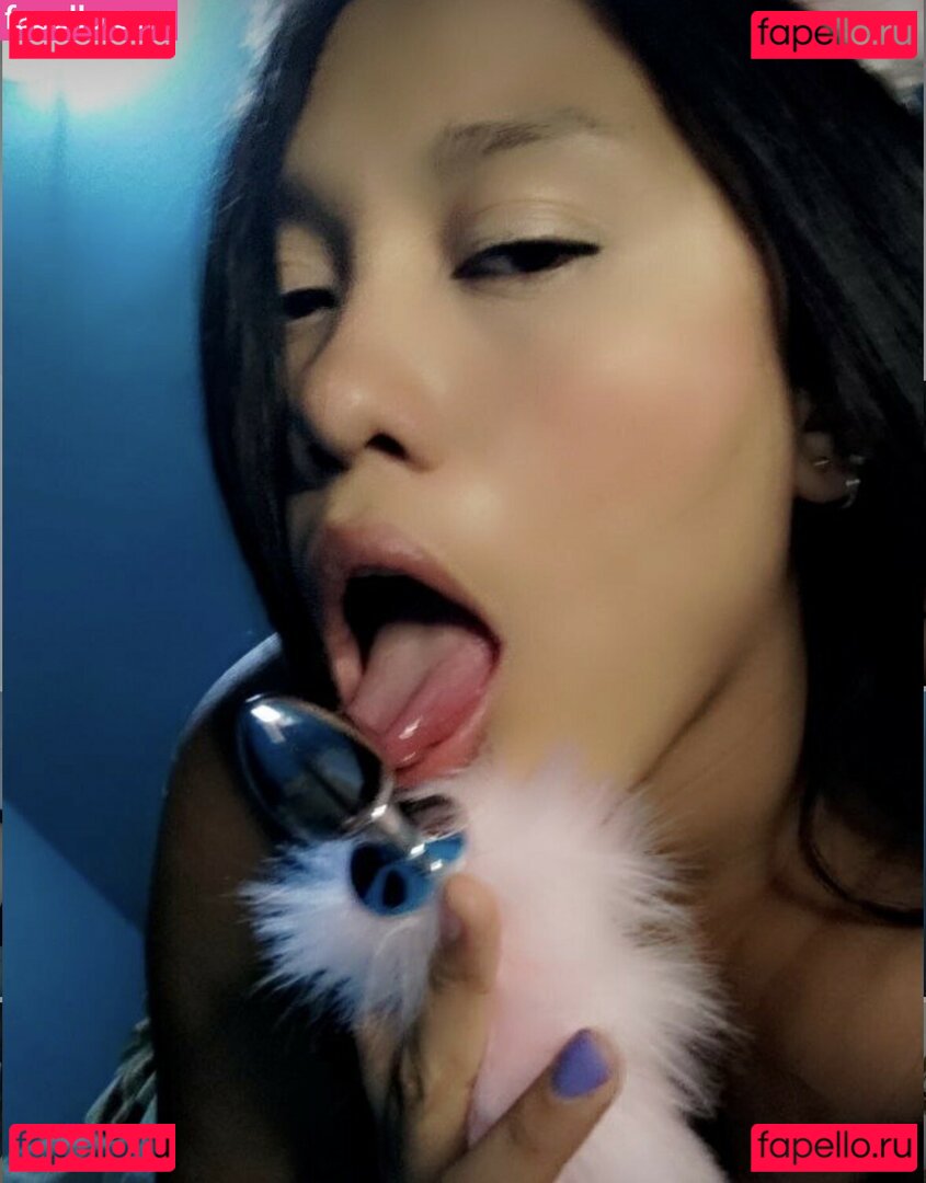 Mendezari Nude Onlyfans Photo 5