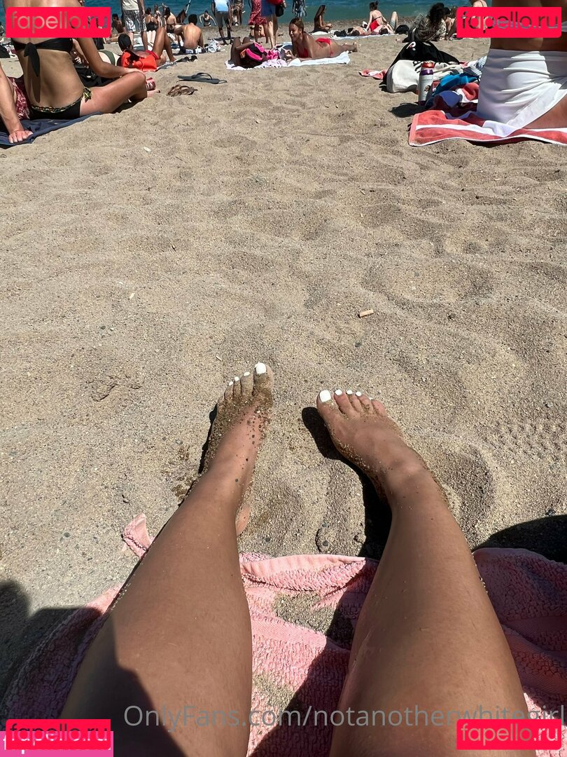 notanotherwhitegirl Nude Onlyfans Photo 11