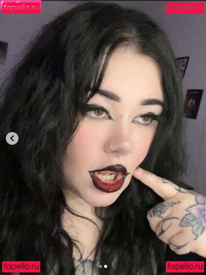 Gothxparadoxxx Nude Onlyfans Photo 7