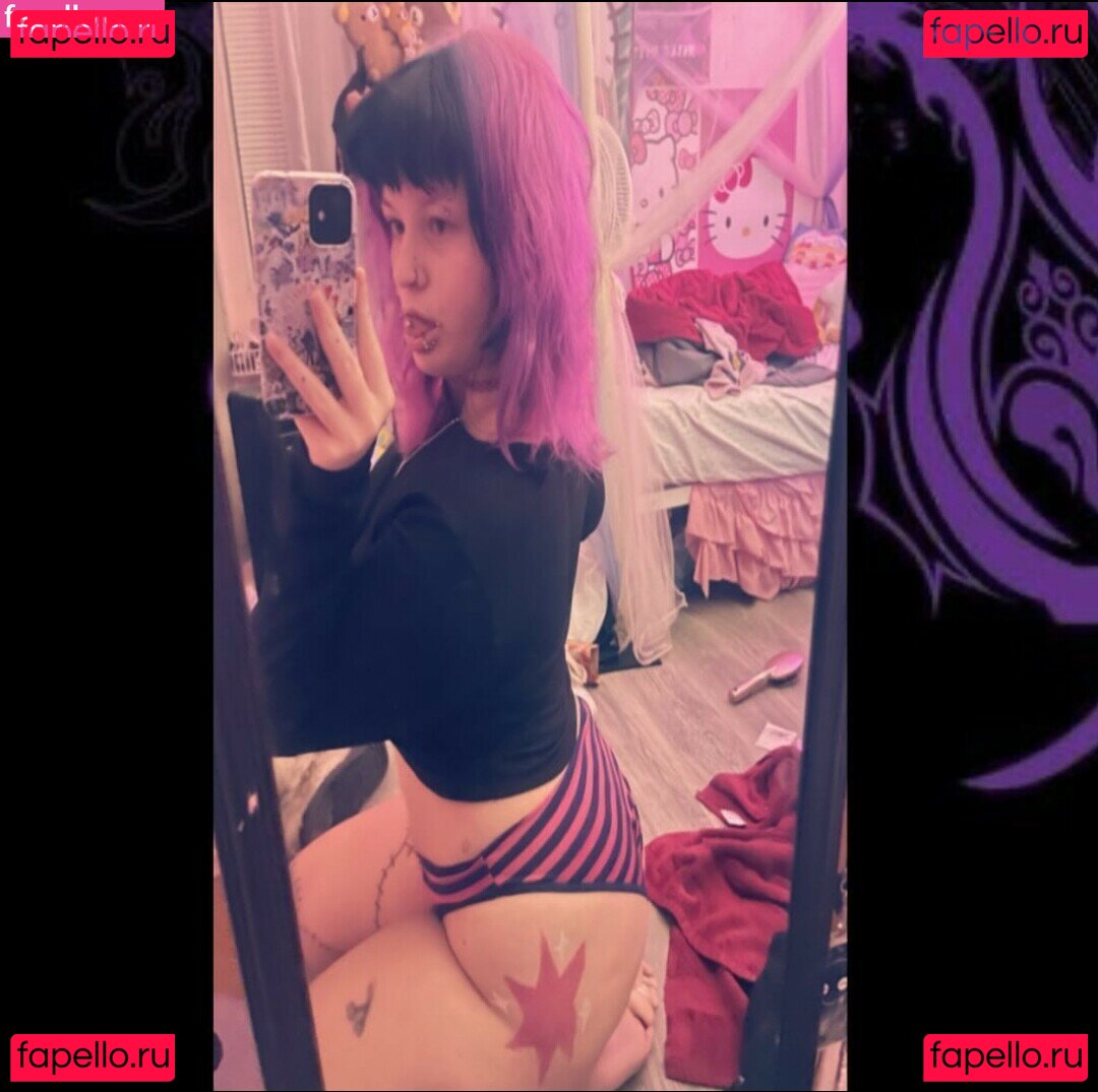 Everchanging Nude Onlyfans Photo 20