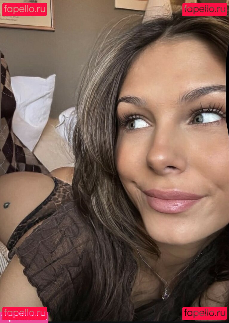 Saga Henrikssen Nude Onlyfans Photo 16