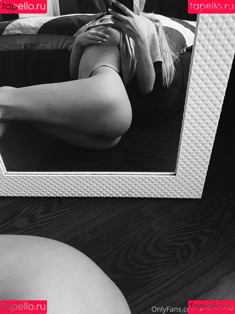 eviehasthefun Onlyfans Photo Gallery 