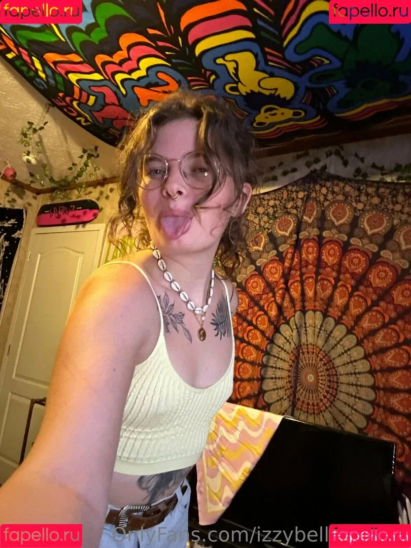 izzybella_xoxoo Onlyfans Photo Gallery 