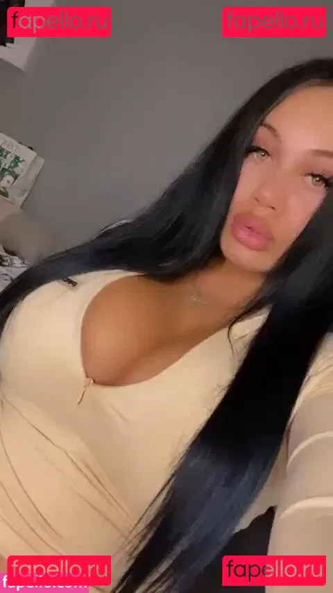 Gianna Malave Onlyfans Photo Gallery 