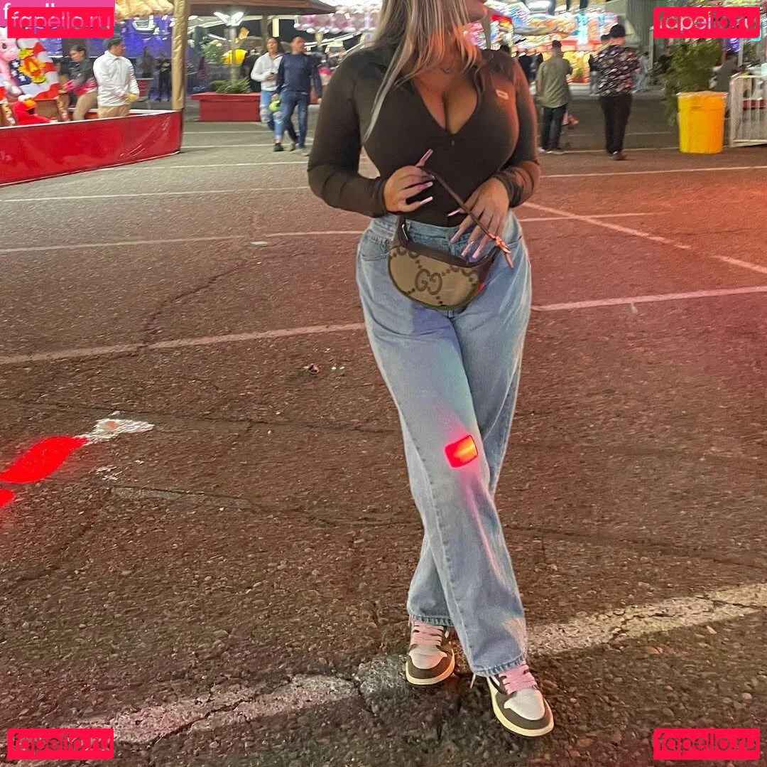 Gianna Malave Onlyfans Photo Gallery 