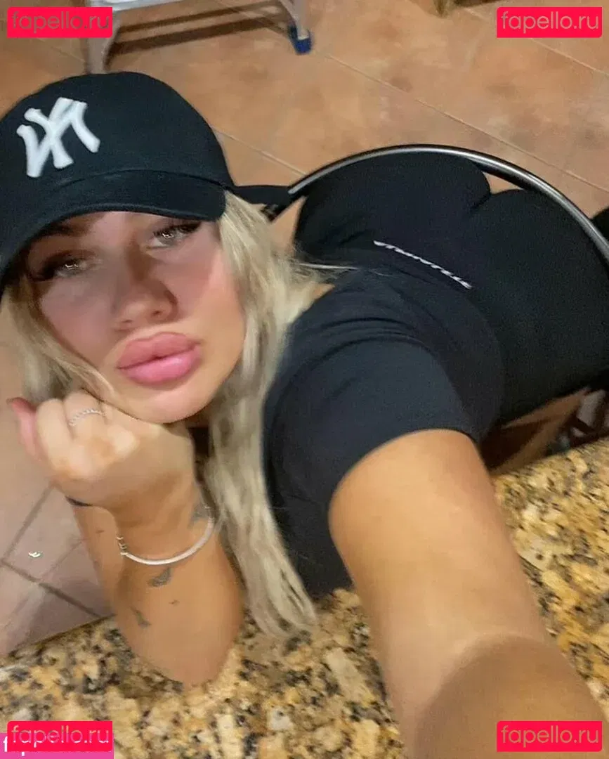 Gianna Malave Onlyfans Photo Gallery 