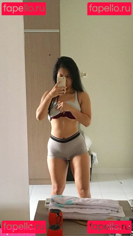foxypomluvx Nude Onlyfans Photo 15