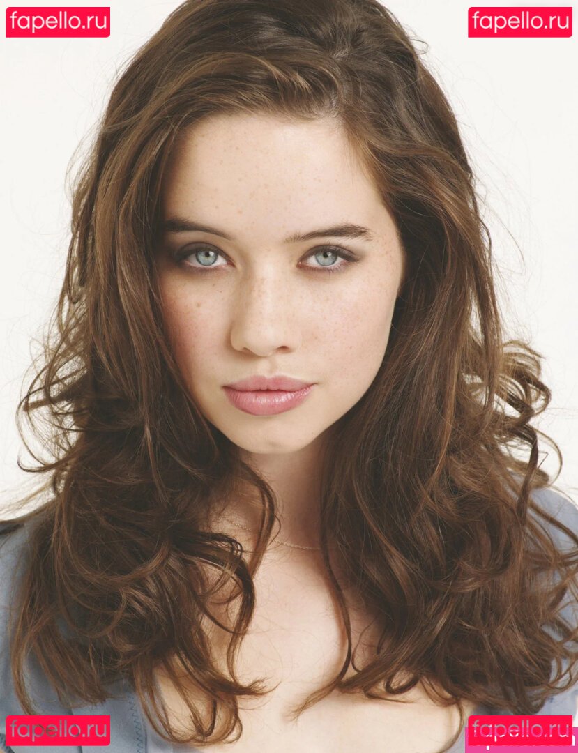 Anna Popplewell Nude Onlyfans Photo 13