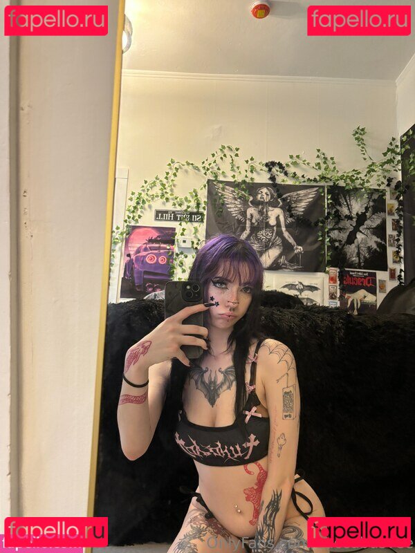 Succubusvee Nude Onlyfans Photo 8