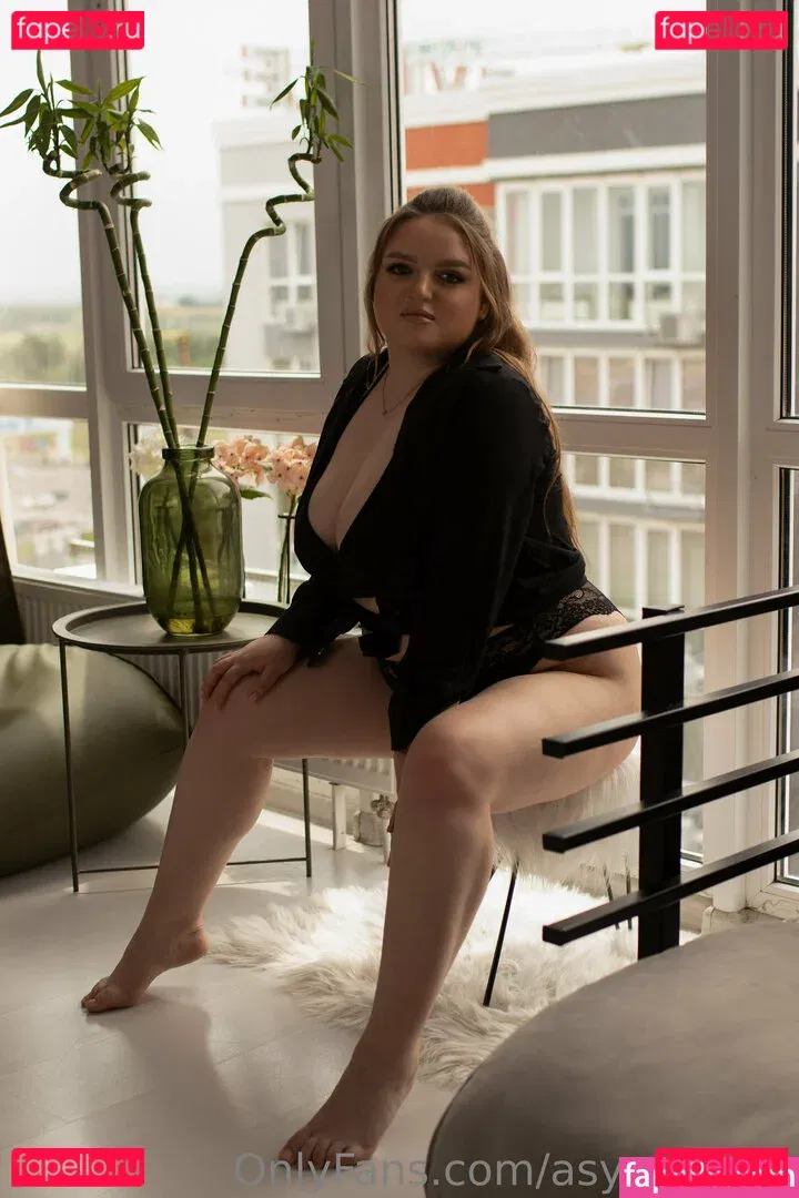 asya_blows Onlyfans Photo Gallery 