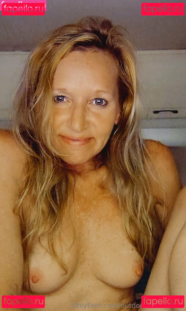Outdoor Adventurist Nude Onlyfans Photo 13