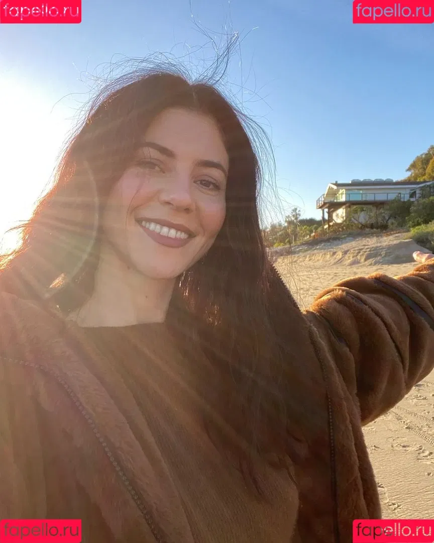 Marina Diamandis Onlyfans Photo Gallery 