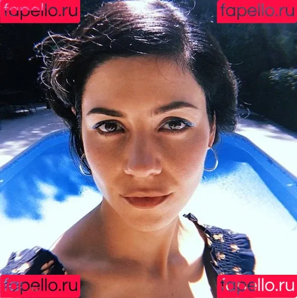 Marina Diamandis Onlyfans Photo Gallery 