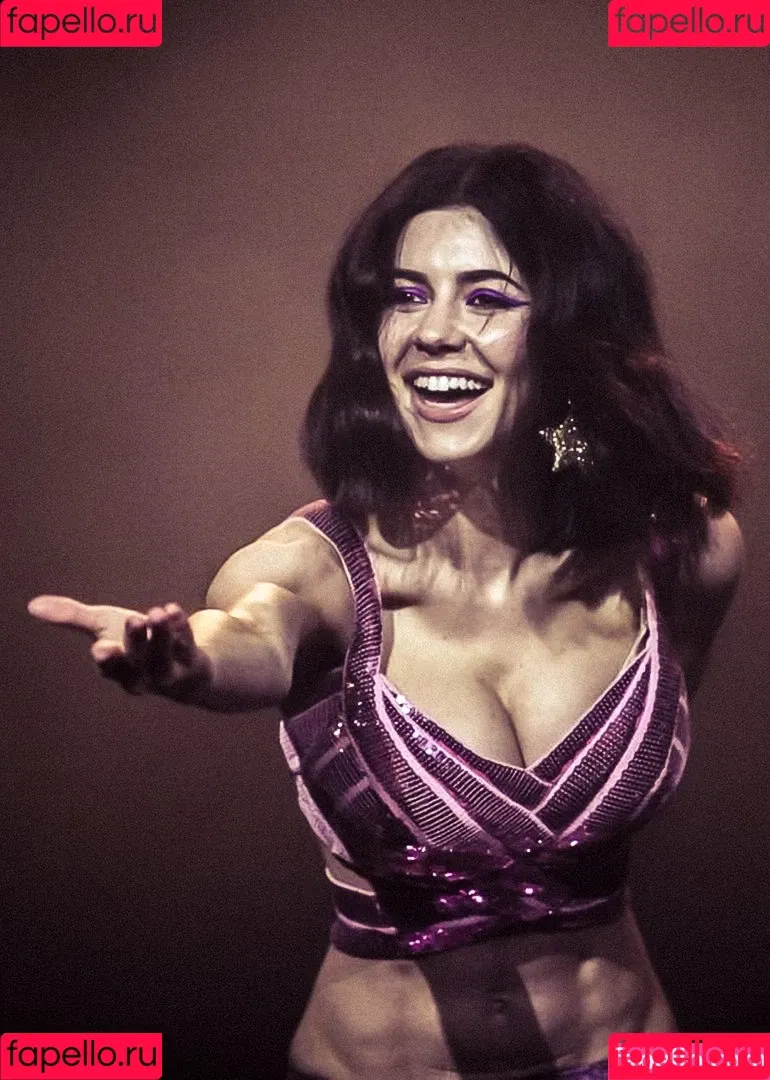 Marina Diamandis Onlyfans Photo Gallery 