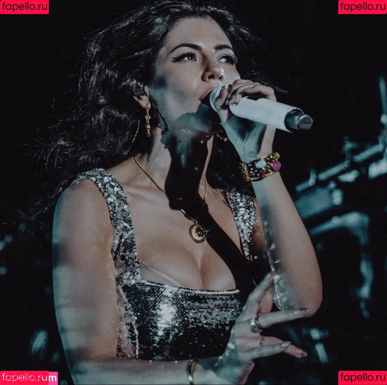 Marina Diamandis Onlyfans Photo Gallery 