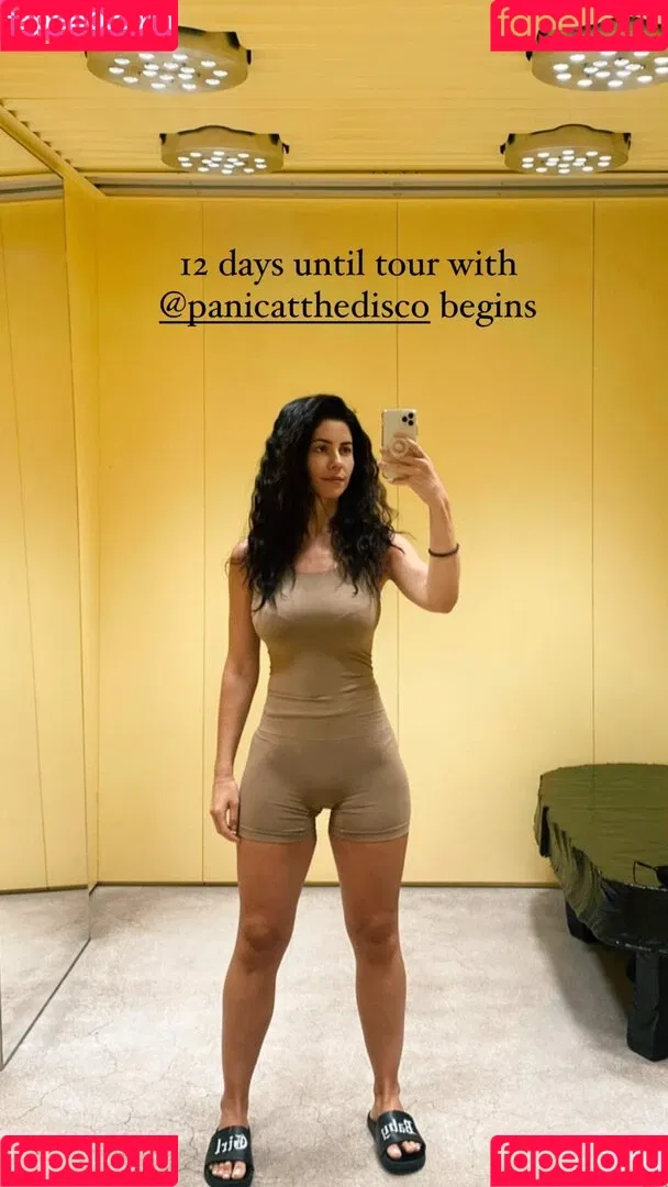 Marina Diamandis Onlyfans Photo Gallery 