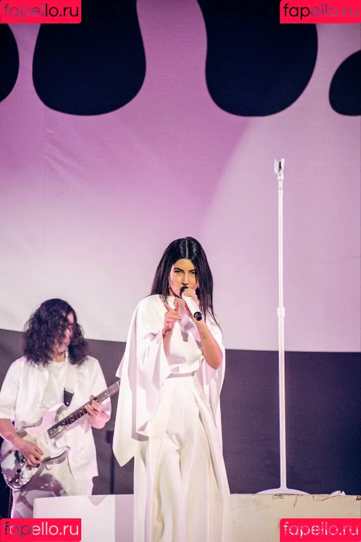 Marina Diamandis Onlyfans Photo Gallery 