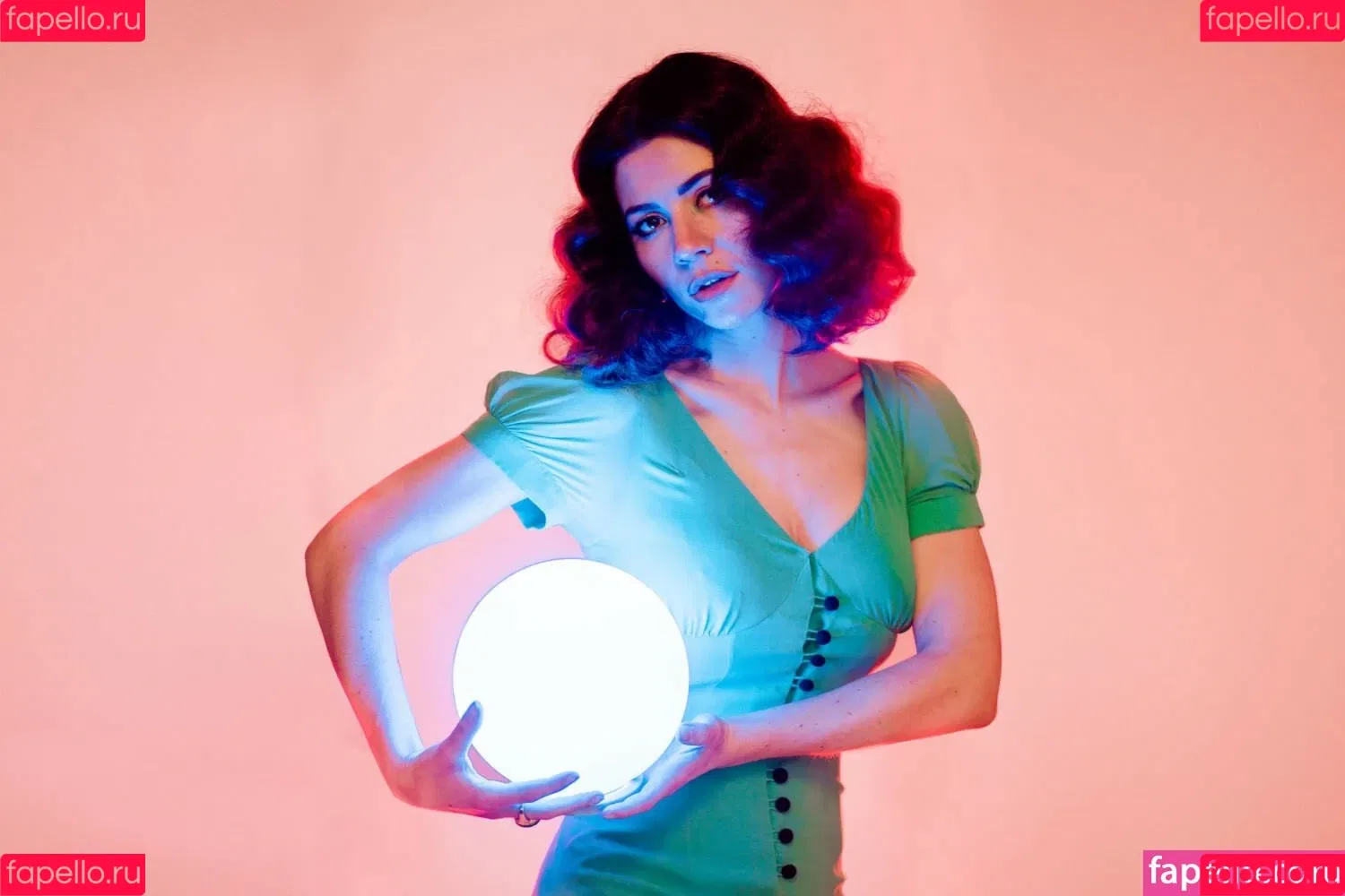 Marina Diamandis Onlyfans Photo Gallery 