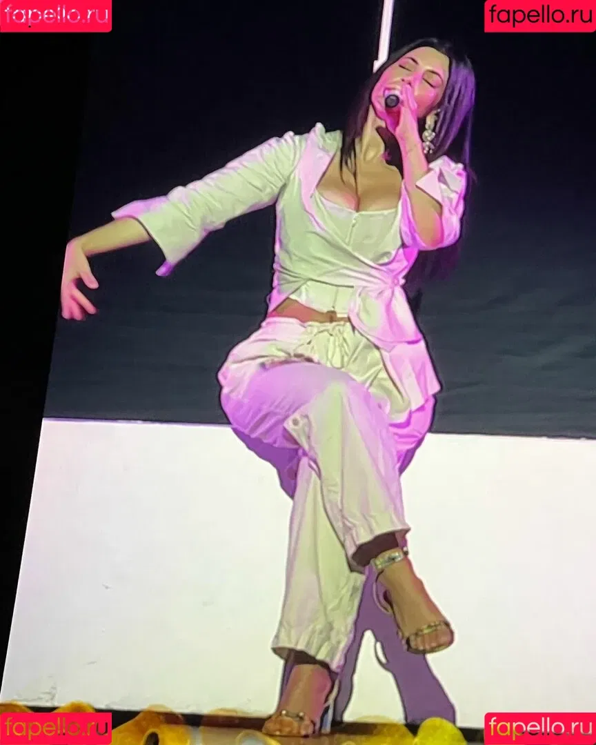 Marina Diamandis Onlyfans Photo Gallery 