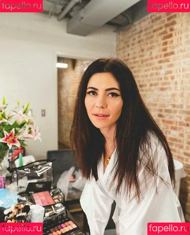 Marina Diamandis Onlyfans Photo Gallery 