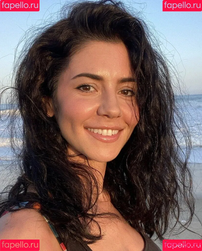 Marina Diamandis Onlyfans Photo Gallery 