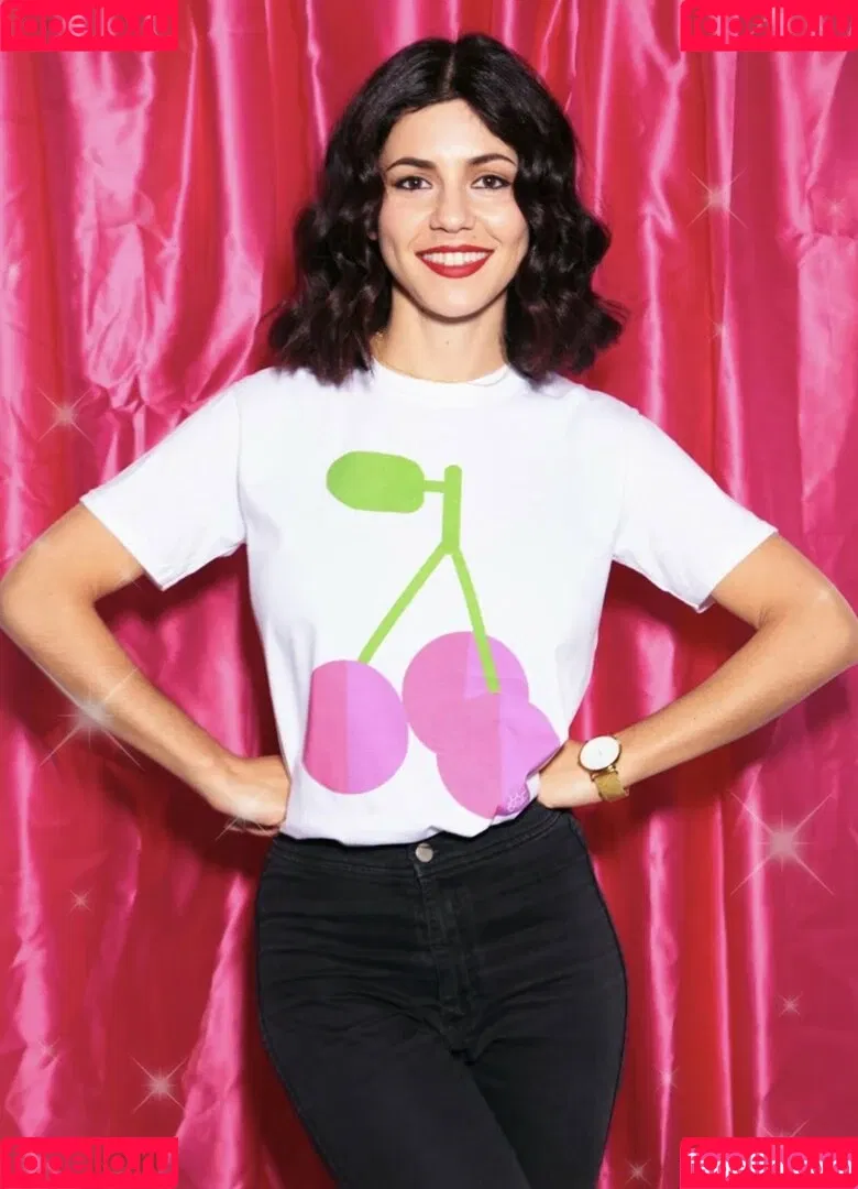 Marina Diamandis Onlyfans Photo Gallery 