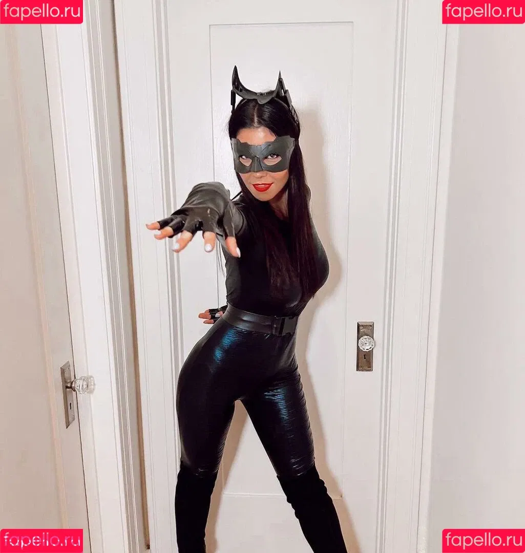 Marina Diamandis Onlyfans Photo Gallery 