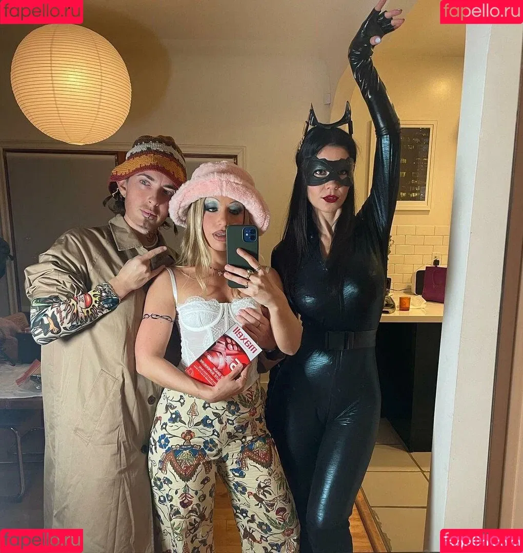 Marina Diamandis Onlyfans Photo Gallery 