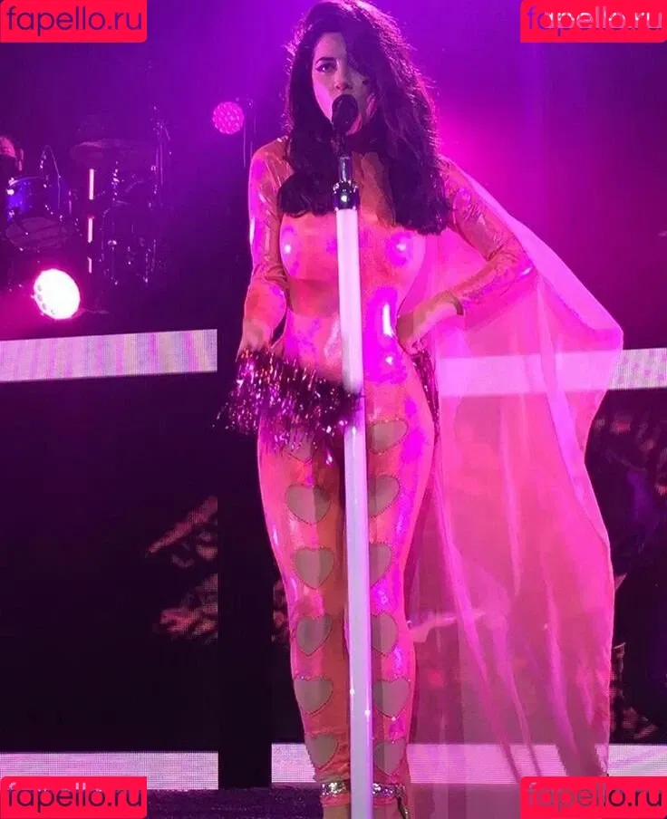 Marina Diamandis Onlyfans Photo Gallery 