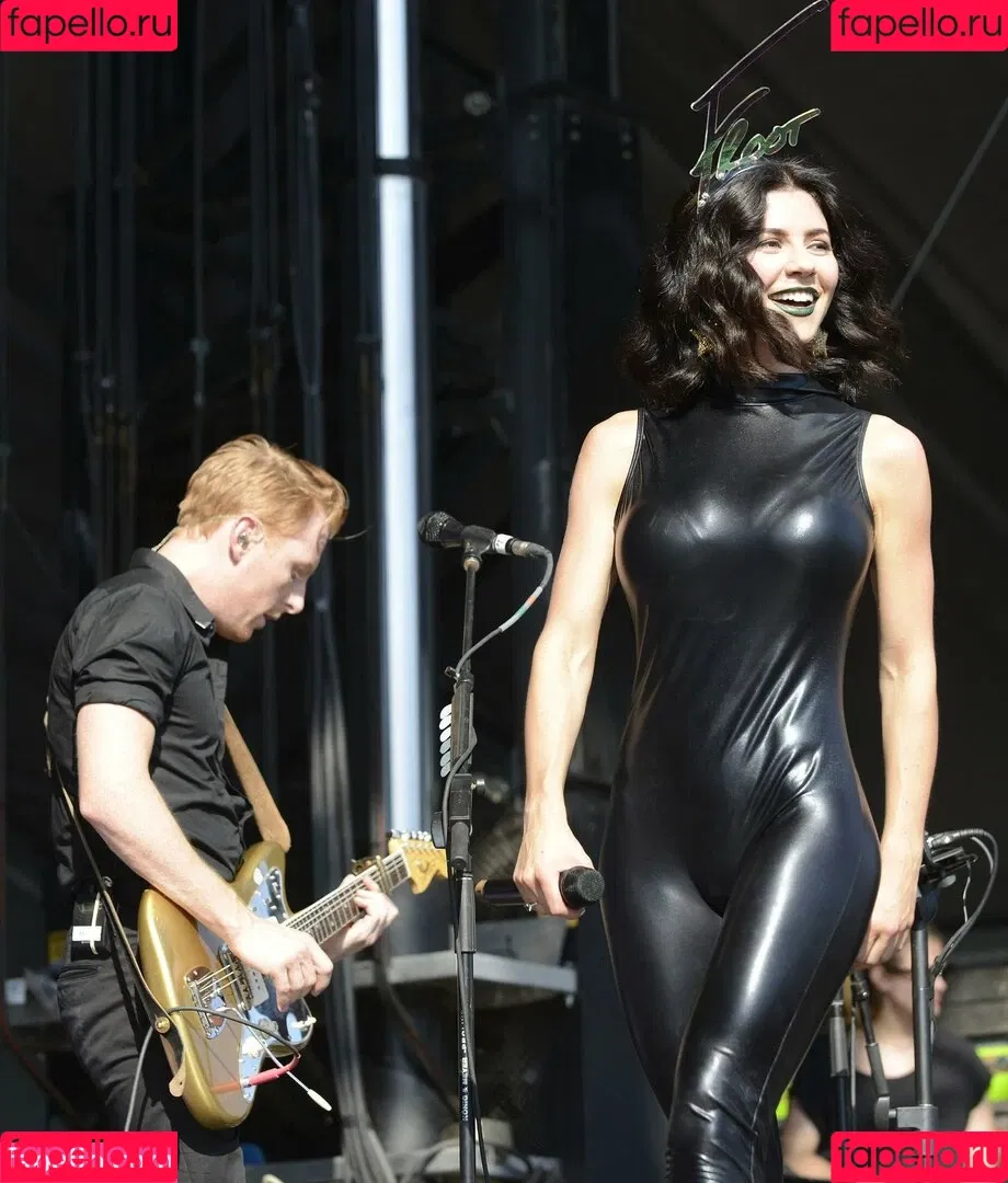 Marina Diamandis Onlyfans Photo Gallery 