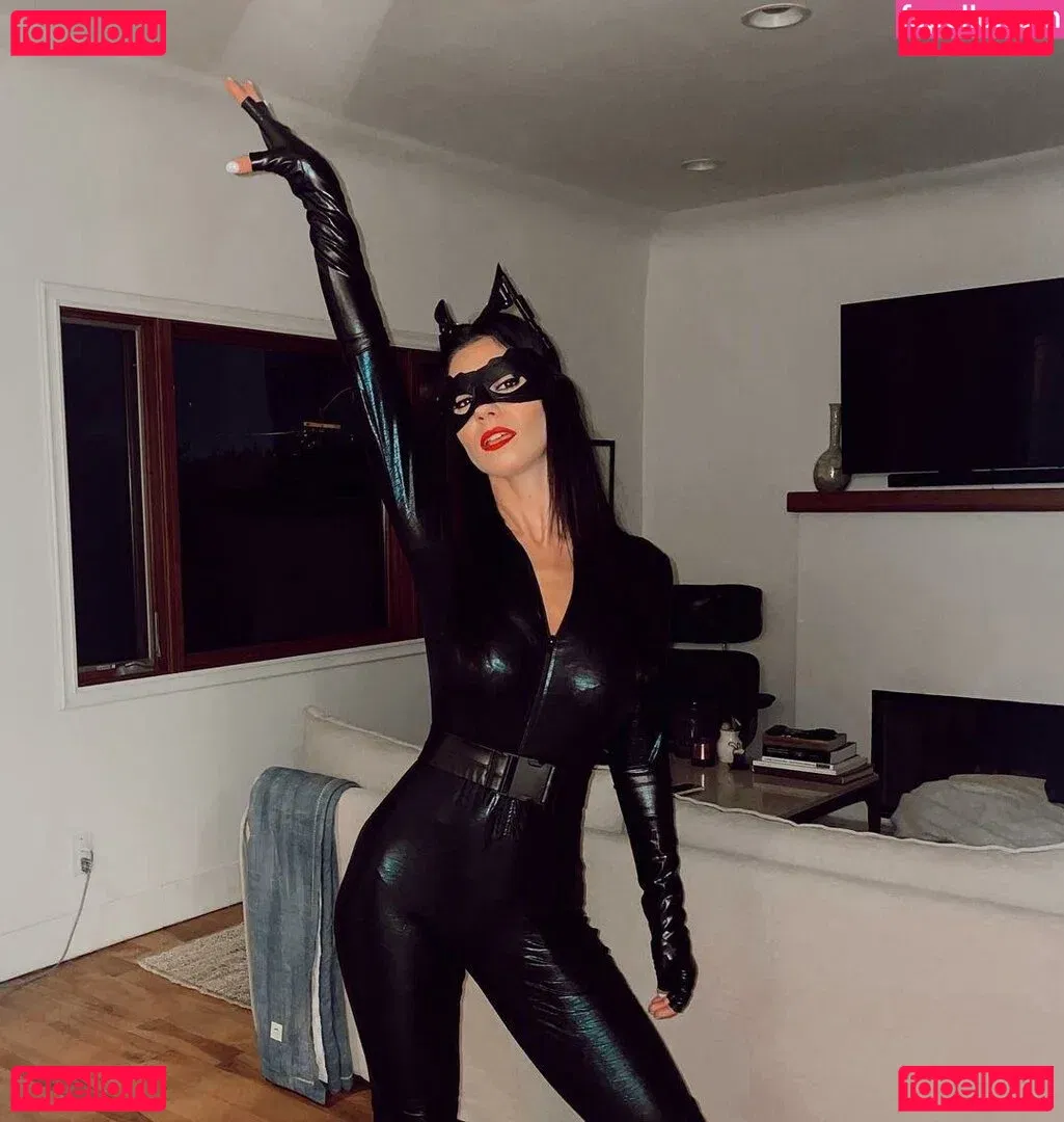 Marina Diamandis Onlyfans Photo Gallery 