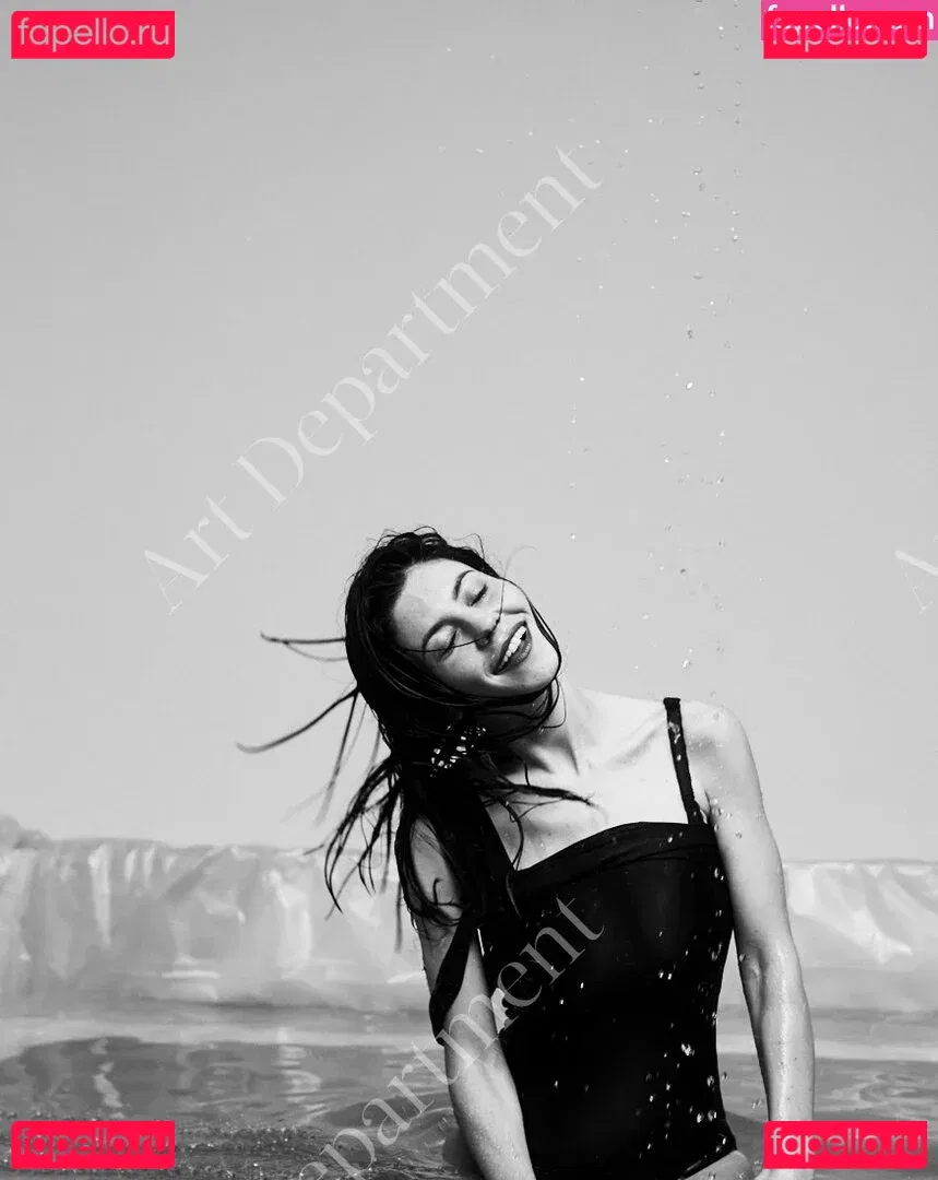 Marina Diamandis Onlyfans Photo Gallery 