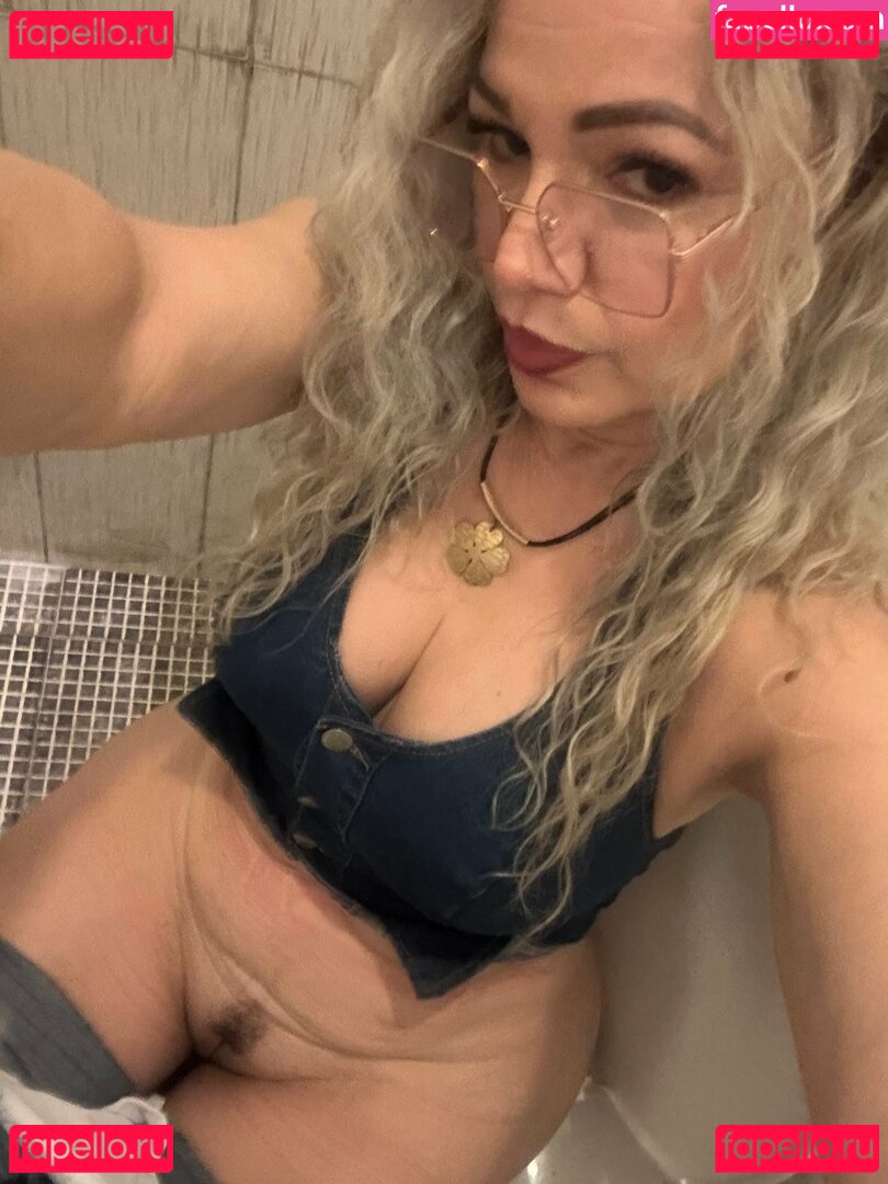 Crizalida Matute Nude Onlyfans Photo 32