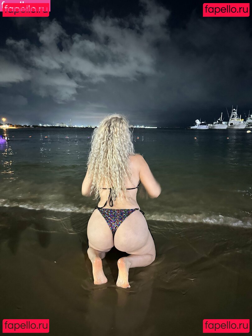 Crizalida Matute Nude Onlyfans Photo 22