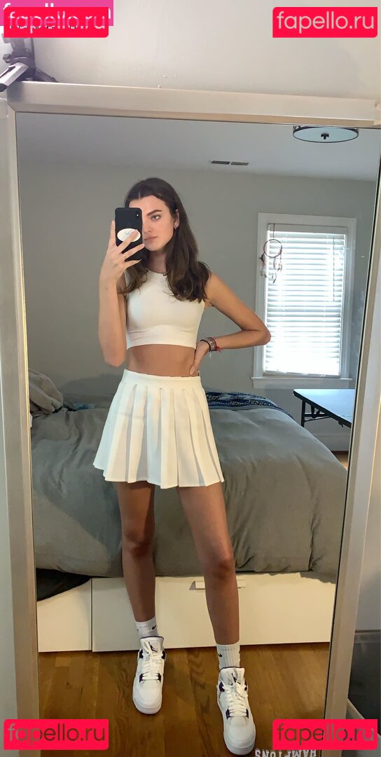 Bentley Mescall Nude Onlyfans Photo 23