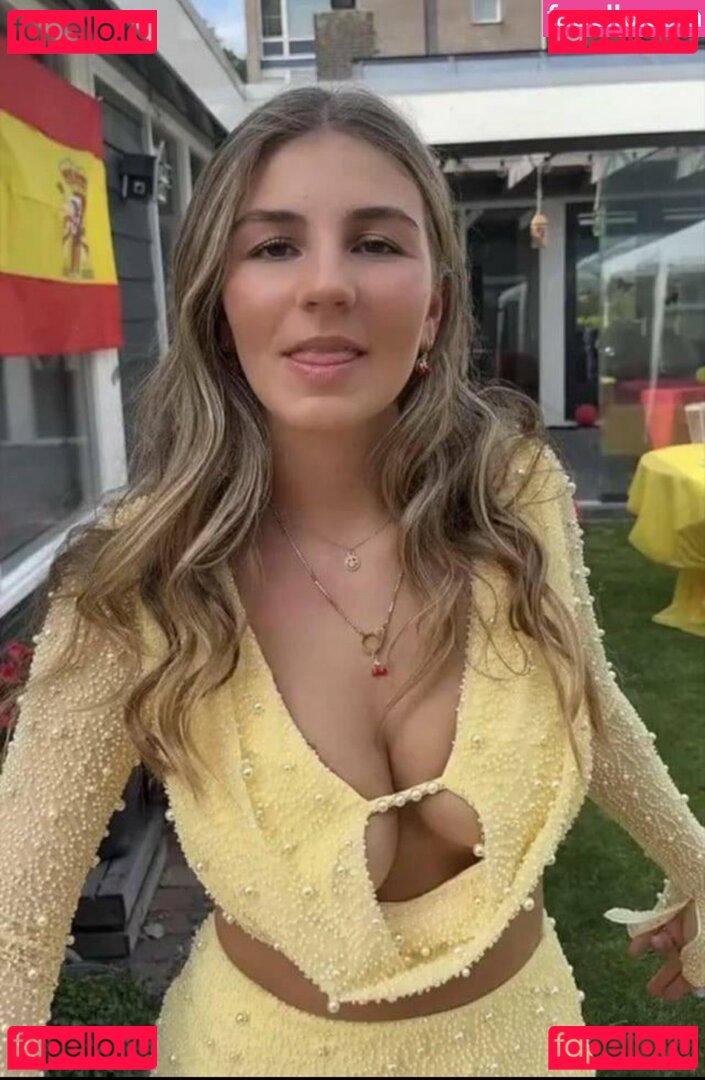 Senna Bellod Nude Onlyfans Photo 12