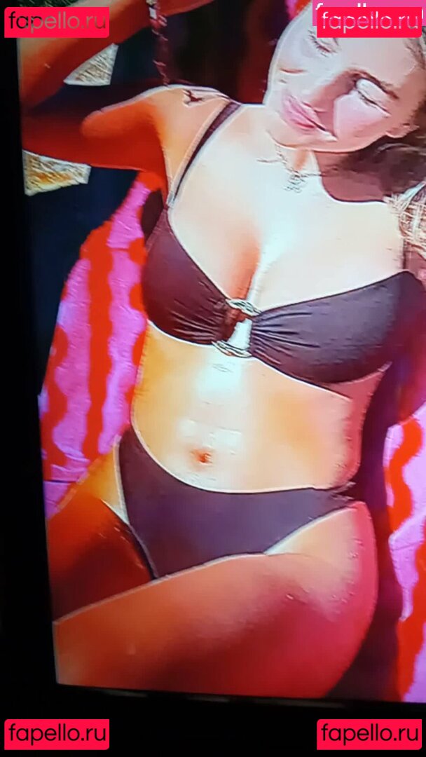 Senna Bellod Nude Onlyfans Photo 8