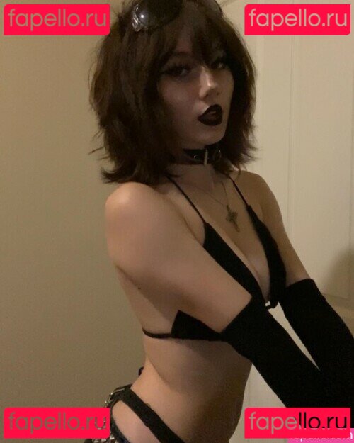 Trinity Manaj Nude Onlyfans Photo 39