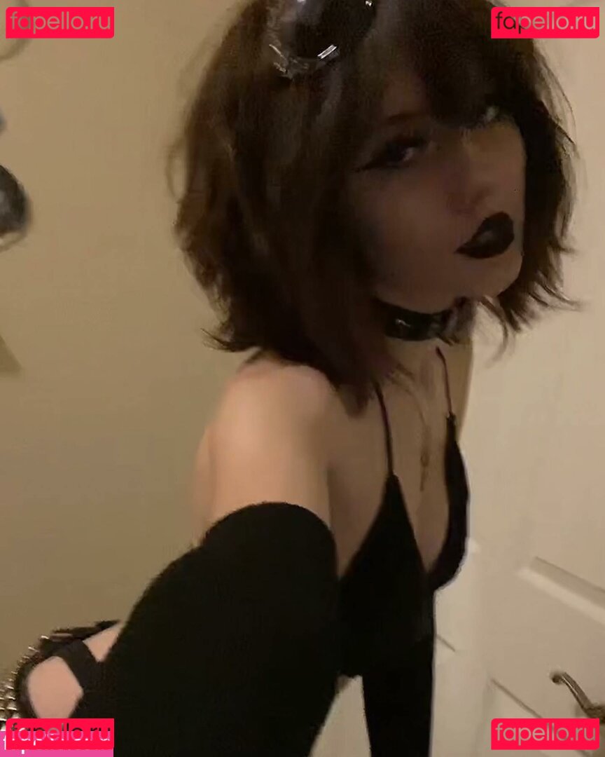 Trinity Manaj Nude Onlyfans Photo 19