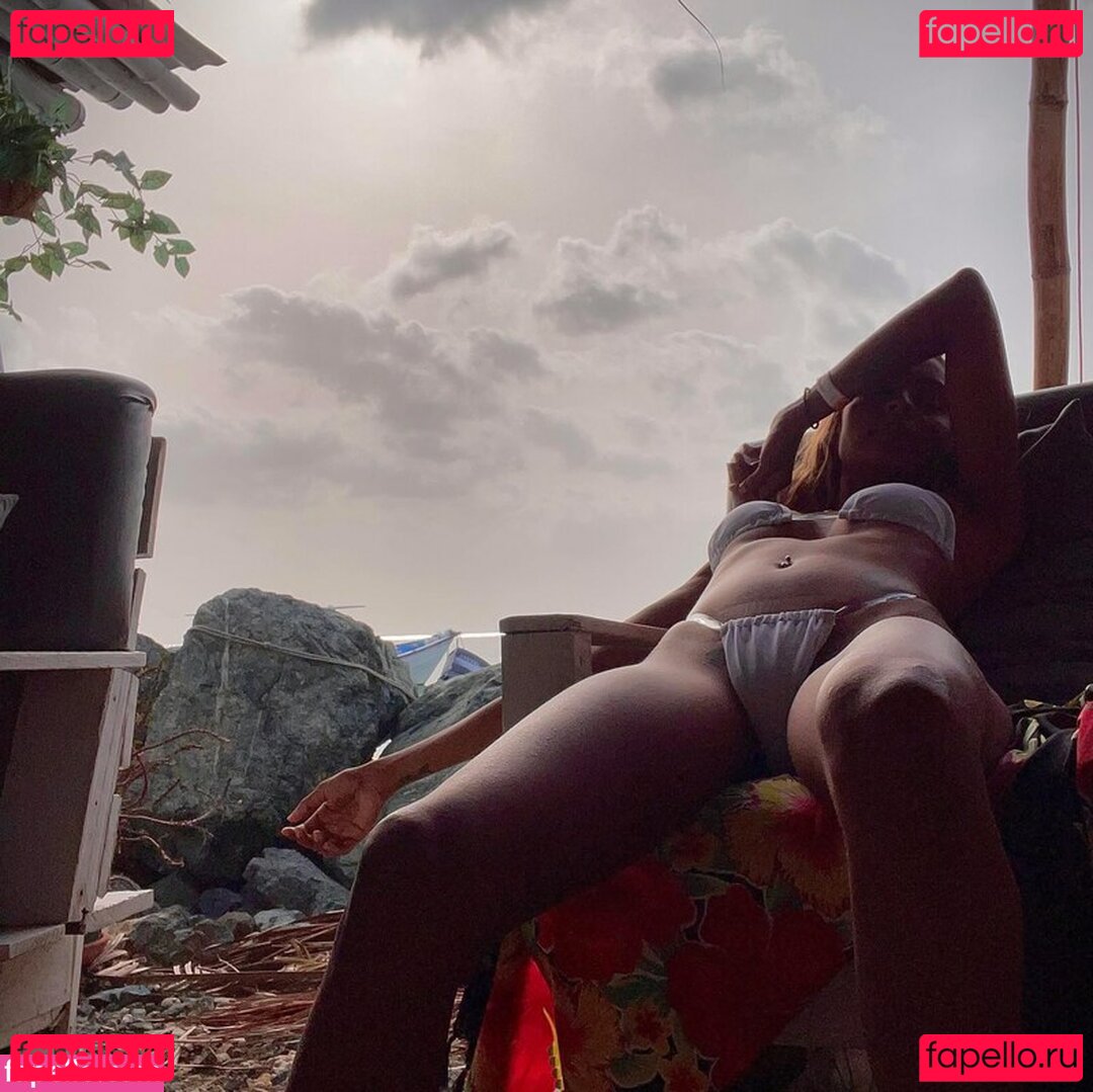 Mia Malone Nude Onlyfans Photo 7