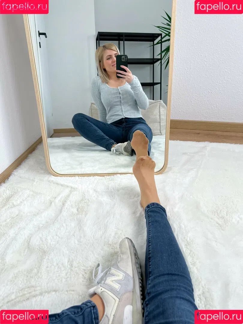 bellas_paws Onlyfans Photo Gallery 