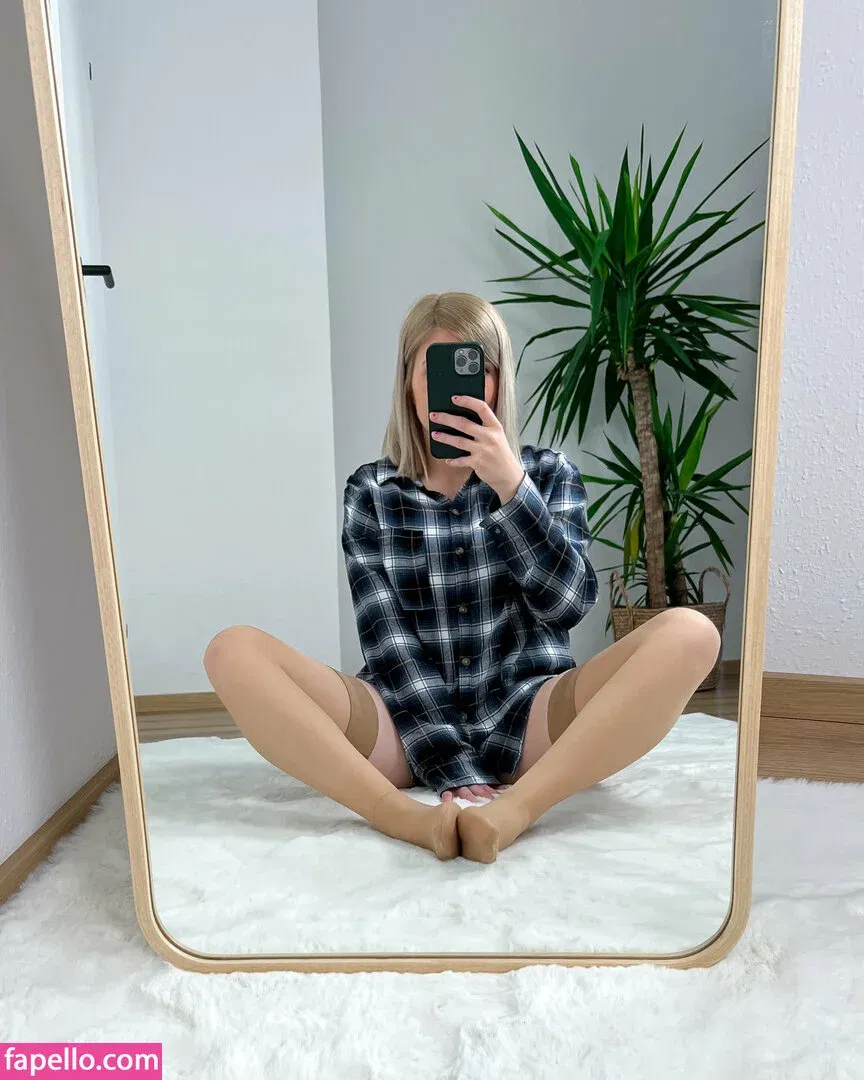 bellas_paws Onlyfans Photo Gallery 