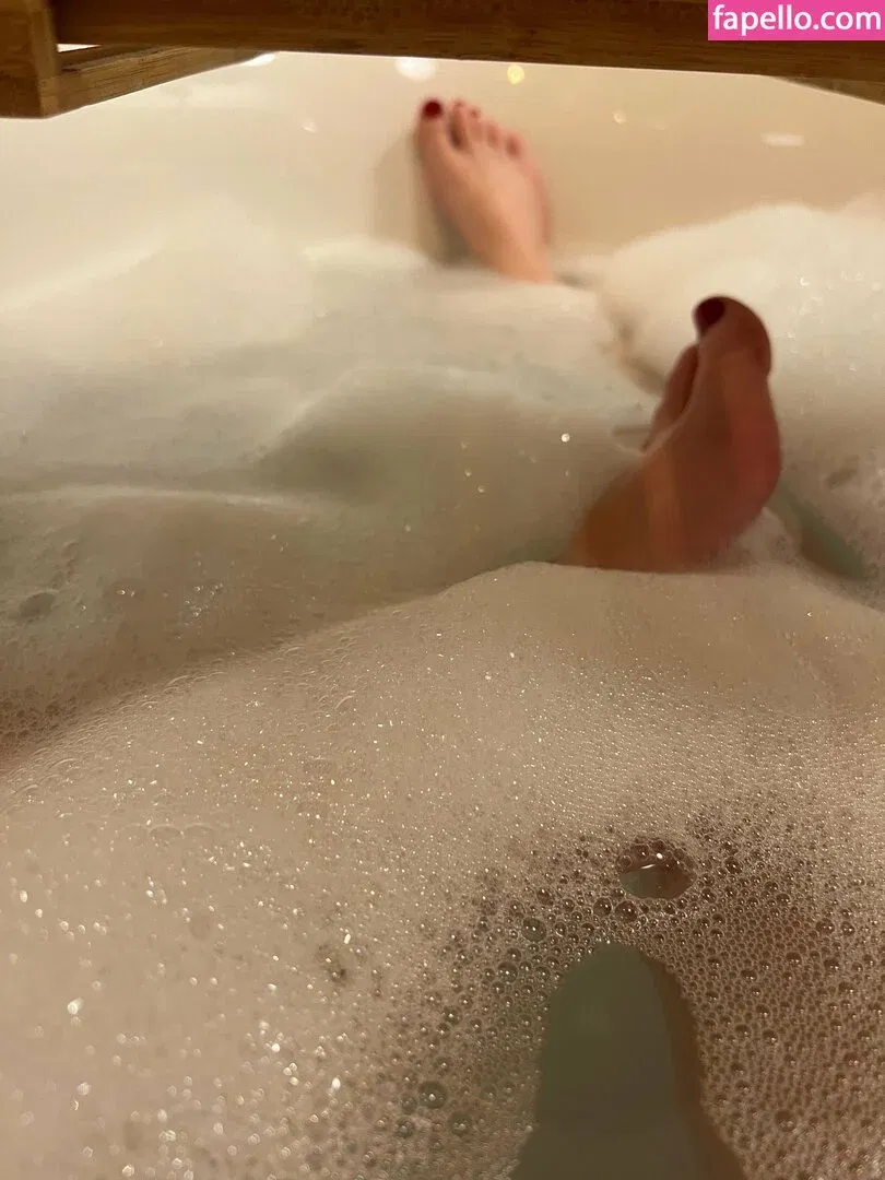 bellas_paws Onlyfans Photo Gallery 