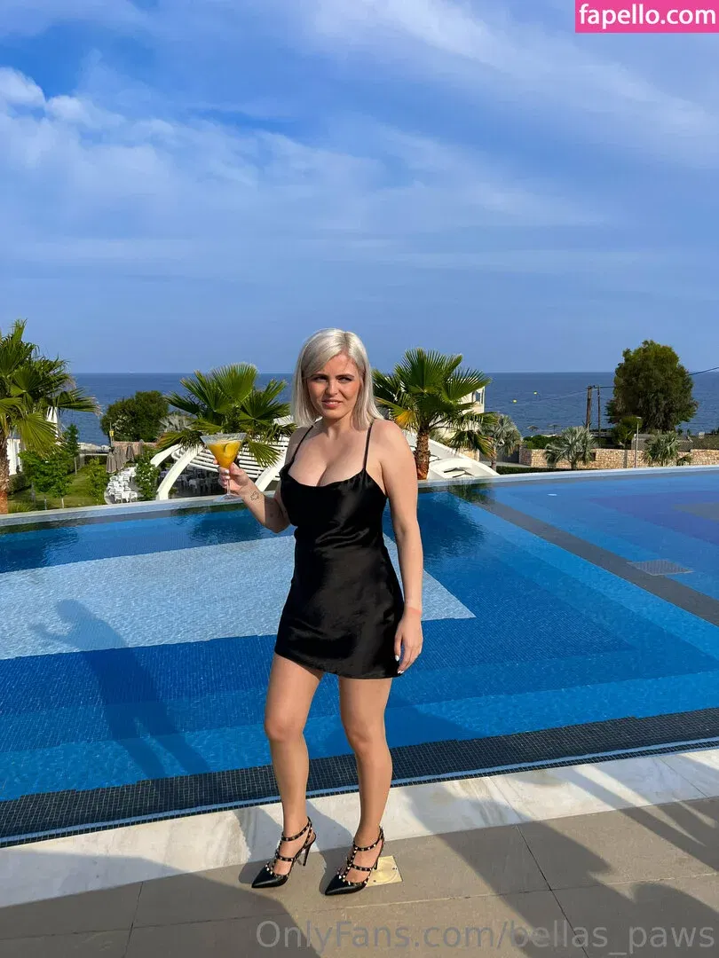 bellas_paws Onlyfans Photo Gallery 